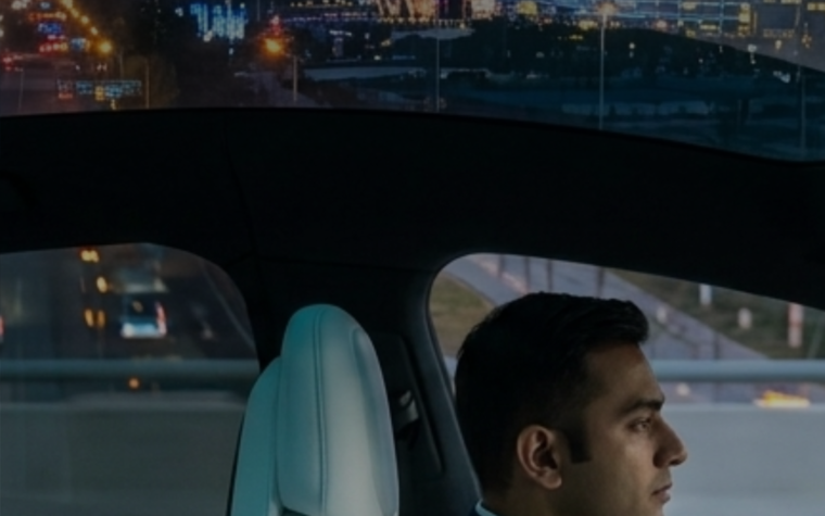 Seamless arrivals at LA’s premier venues in whisper-quiet electric luxury.